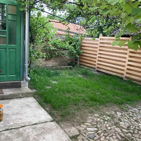 House By The Church - Entire House Holiday home